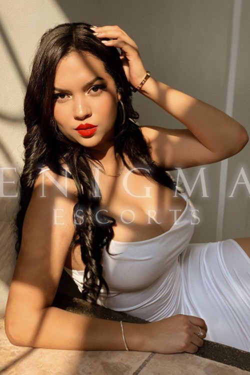 Karina escort de lujo Madrid 24 horas